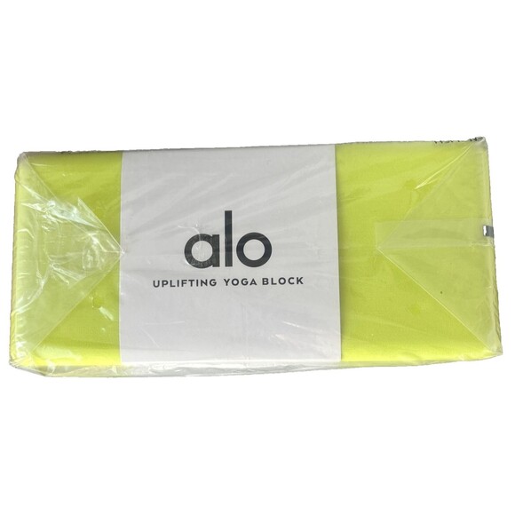 Alo Uplifting Yoga Block in Highlighter Yellow / Silver 9 x 6 x 4 "New Sealed - Picture 3 of 5